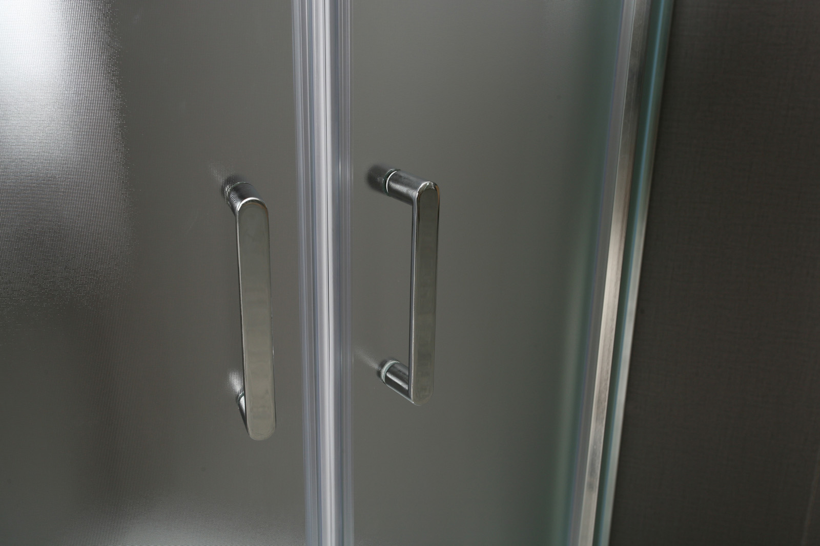 Душевой уголок BelBagno UNO-195-R-2-100-C-NERO