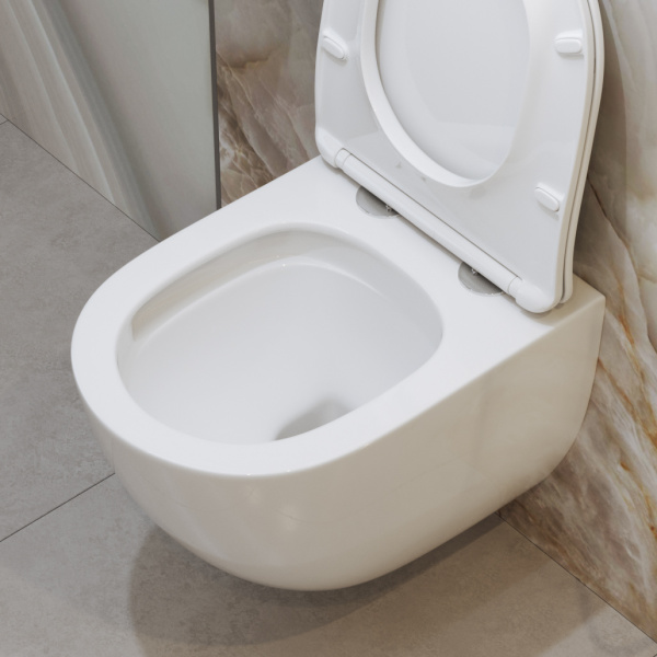 Унитаз подвесной безободковый с сиденьем и смывом TORNADO BelBagno AMANDA-TOR BB051CH-TOR-FC/SC